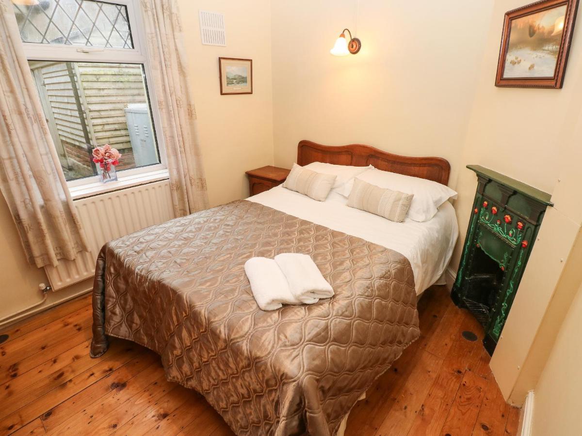 Brook Cottage สวอนซี ภายนอก รูปภาพ